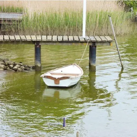 Hausboot Fjord Aries Mit Dachterrasse In Ботель Шлезвиг